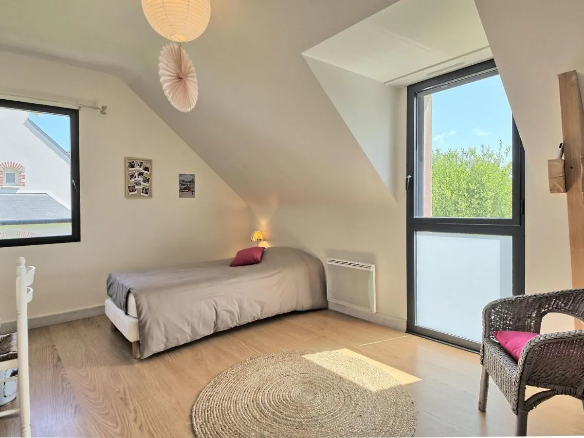 Holiday Home Charme De Kerfago By Interhome Saint-Gildas-de-Rhuys